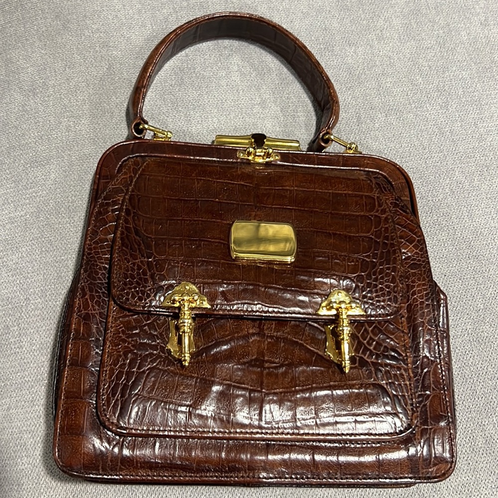 Valentino classic antique bag